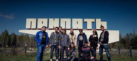 atom team games.